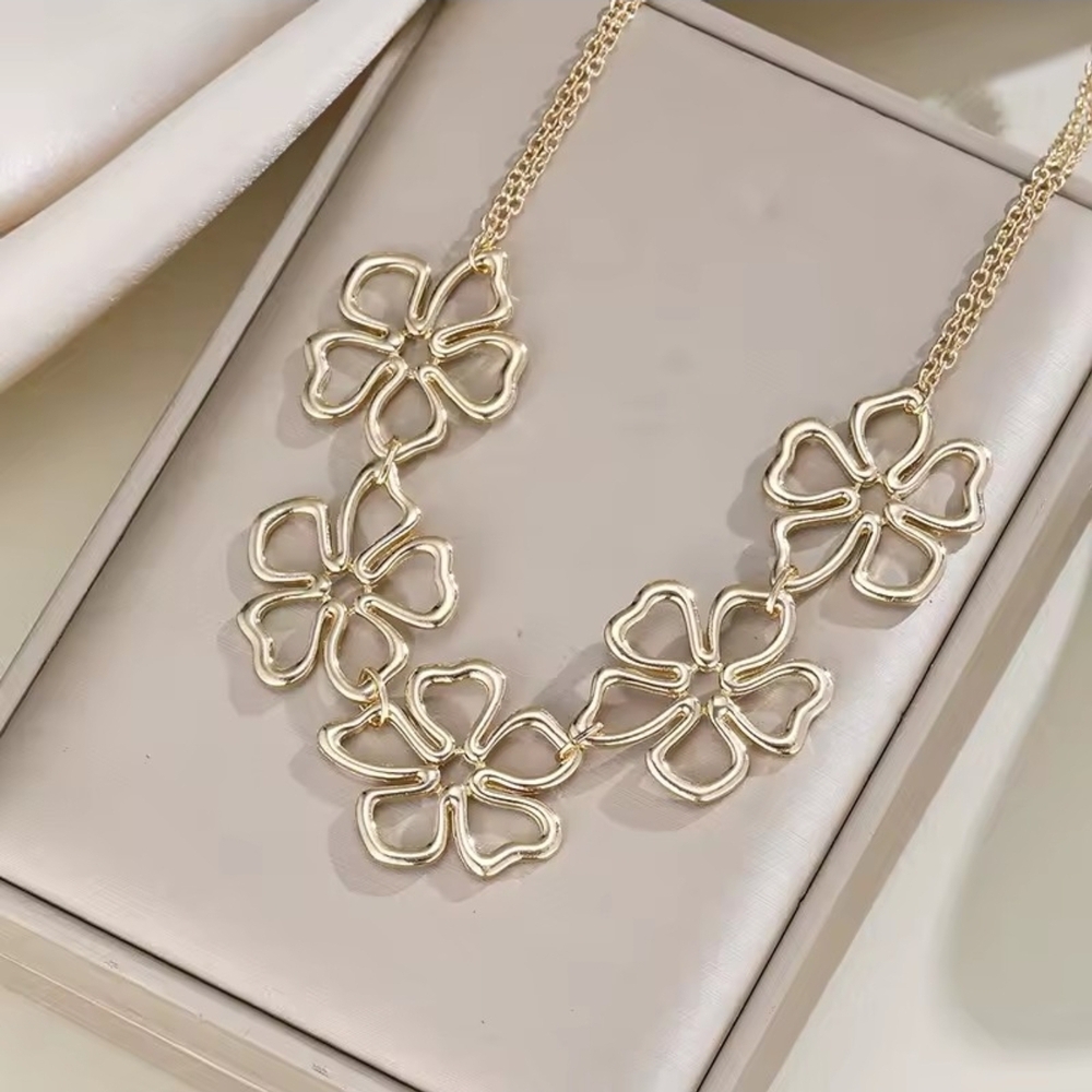 Gold Floral Link Necklace - Picture 7 of 7